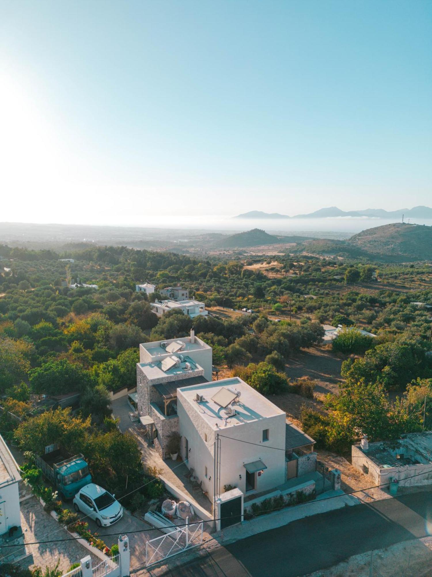 Villa Rosa - Luxury Villas With Panoramic Views Lagoudi Zia Exterior photo